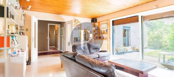 4 Schlafzimmer Haus in Verrieres-le-Buisson, France, Nr. 174004 5