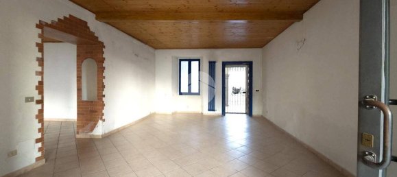 Propiedad comercial de 2 habitaciónes en Urgnano, Italy No. 280244 5