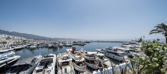 3 Schlafzimmer Doppelhaus in Marbella, Spain, Nr. 173489 20