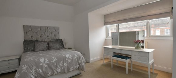 2 bedrooms Apartment in Chingford, United Kingdom No. 3947 6