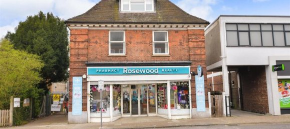 2 bedrooms Apartment in Chingford, United Kingdom No. 3947 2