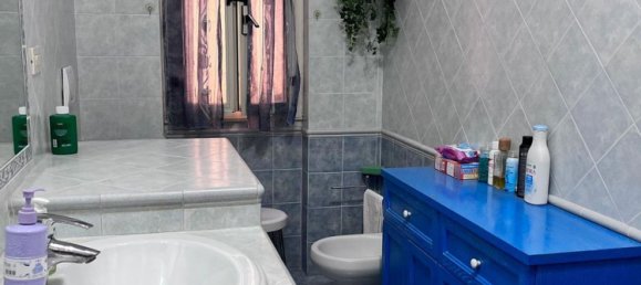 2-salle Appartement à Rome, Italy No. 51729 11