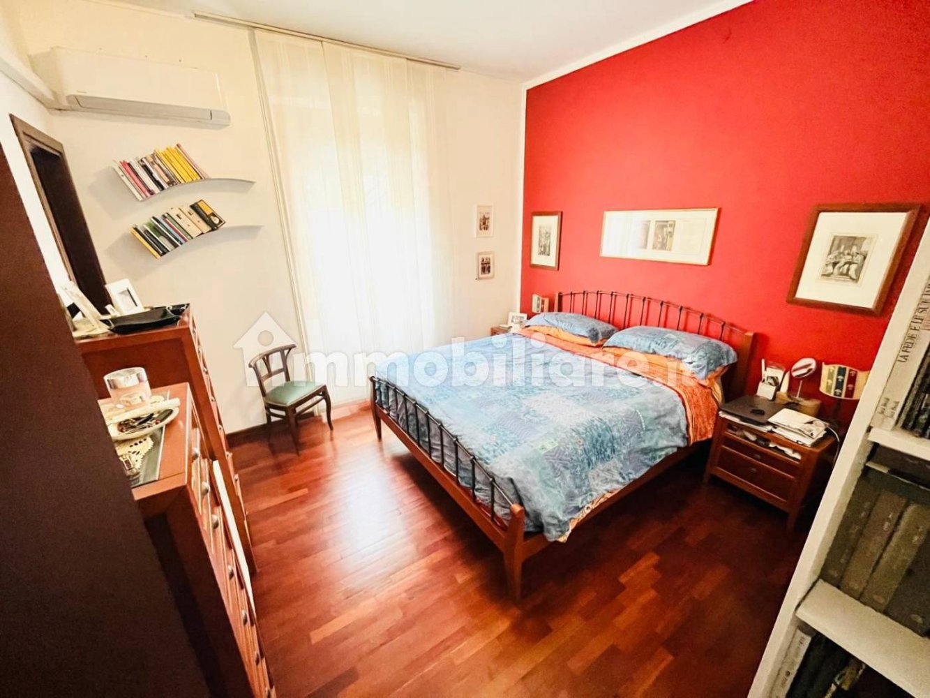 2 bedrooms Apartment in Milan, Italy No. 250006