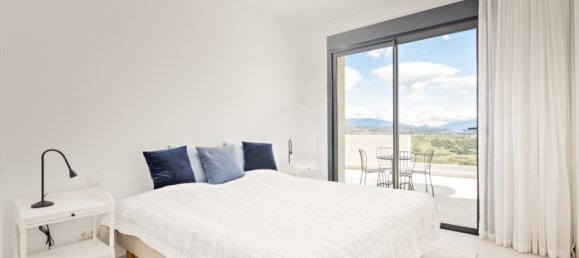 2 Schlafzimmer Penthouse in Casares, Spain, Nr. 79582 9