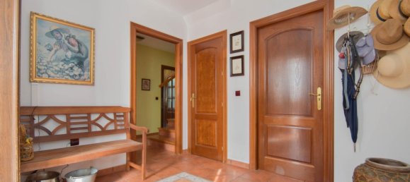 7 bedrooms House in Cullar Vega, Spain No. 149247 4