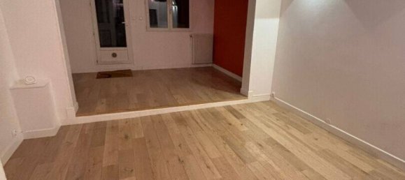 Дом с 3 спальнями в Фонтене-су-Буа, Франция № 167255 4