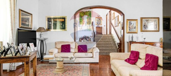 Villa de 2 dormitorios en Castellanza, Italy No. 356152 2