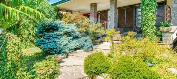 Villa de 2 dormitorios en Castellanza, Italy No. 356152 6