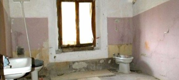 11 rooms House in San Giuliano Terme, Italy No. 87471 21