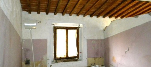 11 rooms House in San Giuliano Terme, Italy No. 87471 33