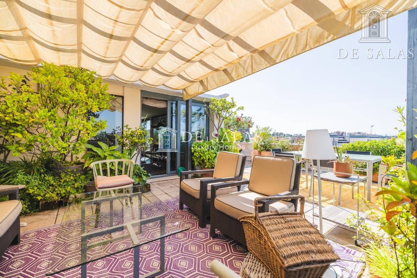 4 bedrooms Penthouse in Madrid, Spain No. 156252