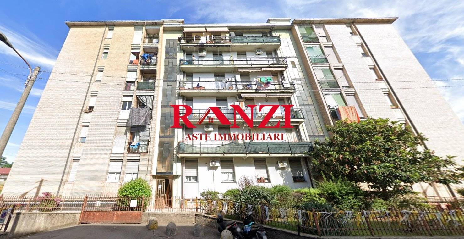 Apartamento de 2 dormitorios en Solaro, Italy No. 60660