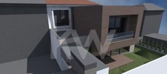 4 bedrooms House in Porto, Portugal No. 25432 8