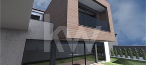 4 bedrooms House in Porto, Portugal No. 25432 3