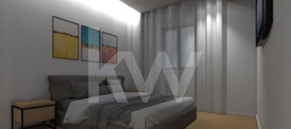 4 bedrooms House in Porto, Portugal No. 25432 16