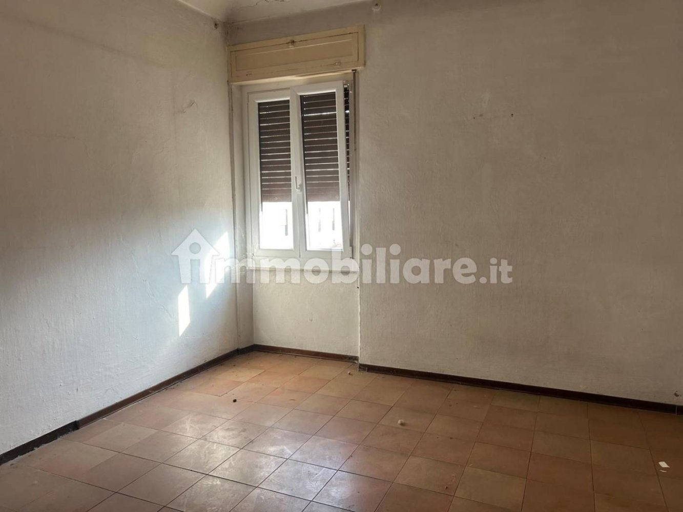 Apartamento de 2 dormitorios en Alessandria, Italy No. 45306