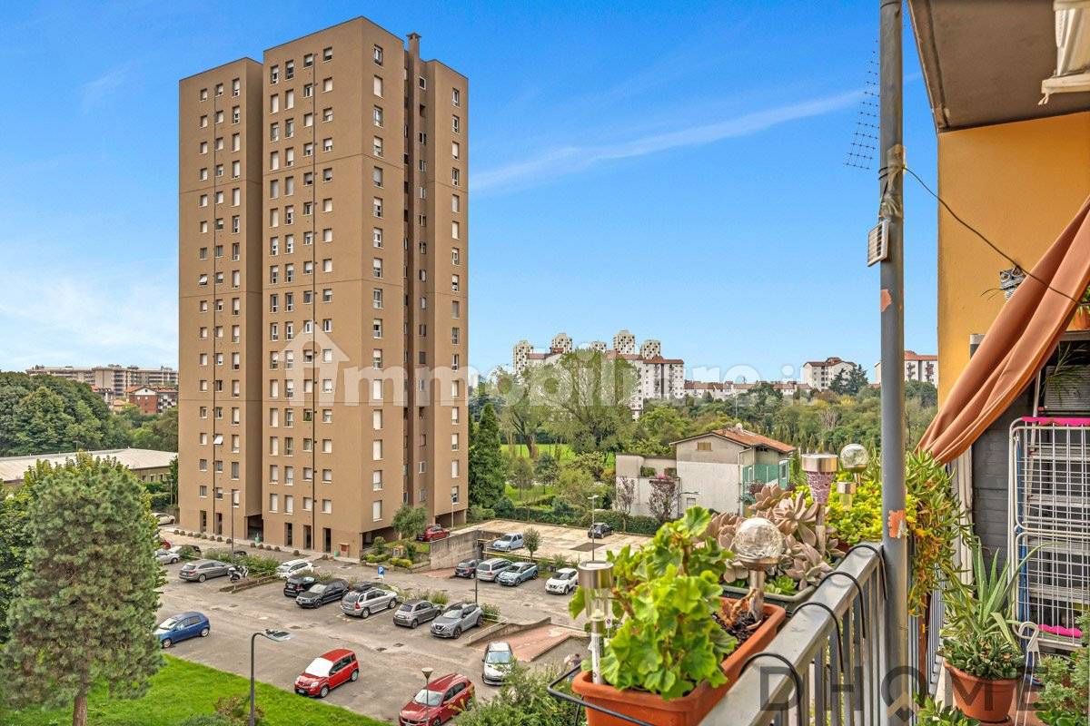 1 bedroom Apartment in Milan, Italy No. 382197