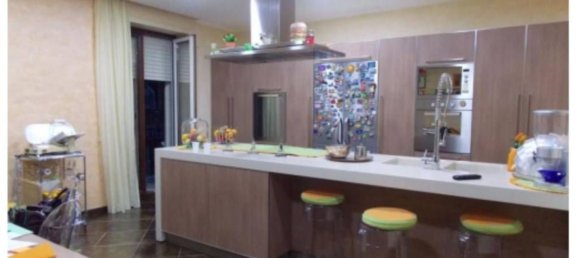 3-Zimmer Wohnung in Portici, Italy, Nr. 12695 19