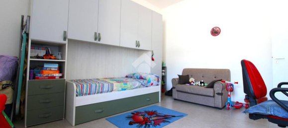 Casa de 3 dormitorios en Mirandola, Italy No. 323378 4