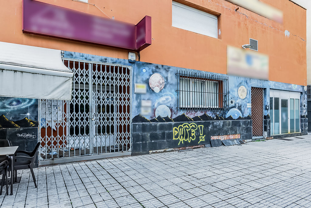 324m² Commercial property in Leon, Spain No. 71412