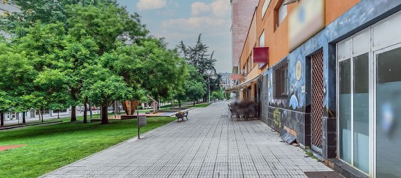 324m² Commercial property in Leon, Spain No. 71412 4