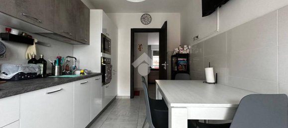 Apartamento T3 em Bussero, Italy N.º 321293 6