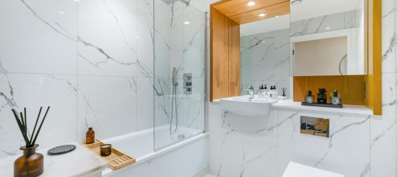 1 bedroom Apartment in London, United Kingdom No. 9645 6