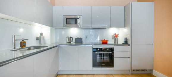 1 bedroom Apartment in London, United Kingdom No. 9645 9