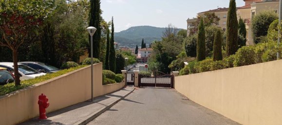 2 bedrooms Apartment in Hyeres, France No. 326581 2