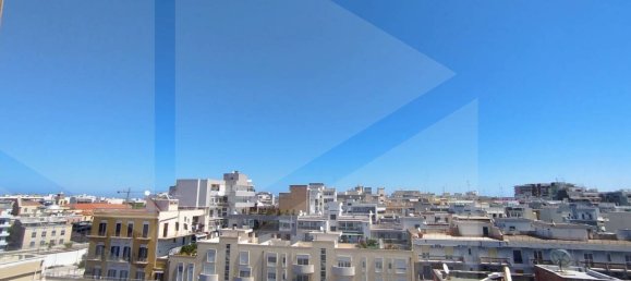 3غرفة شقة في Bari, Italy رقم 28431 19