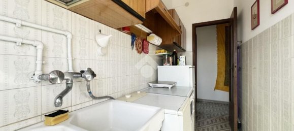 Apartamento de 4 dormitorios en Carrara, Italy No. 318754 18