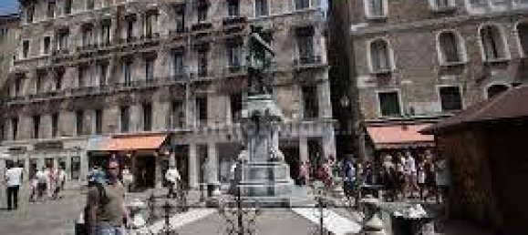 5 rooms Commercial property in Venice, Italy No. 61577 15