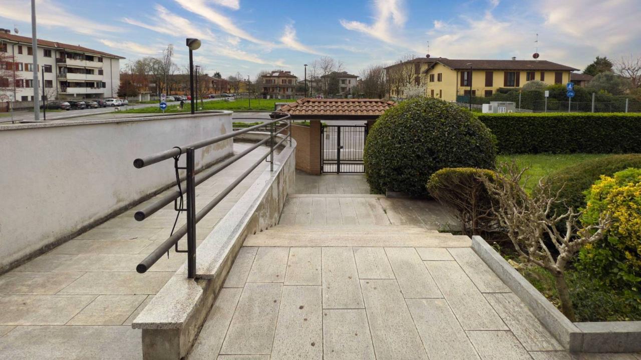 3-salle Appartement à Cassina de' Pecchi, Italy No. 42771