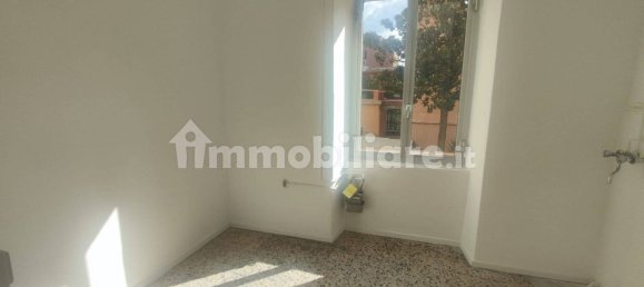 4 bedrooms Apartment in Genoa, Italy No. 308632 10
