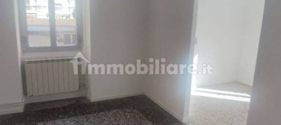 4 bedrooms Apartment in Genoa, Italy No. 308632 7