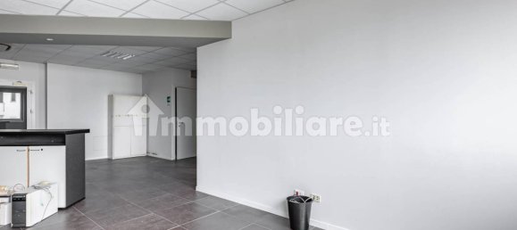 5 rooms Office in Trezzano sul Naviglio, Italy No. 13204 5