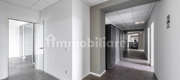 5 rooms Office in Trezzano sul Naviglio, Italy No. 13204 10