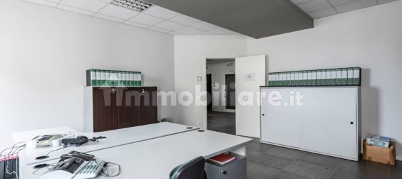 5 rooms Office in Trezzano sul Naviglio, Italy No. 13204 19