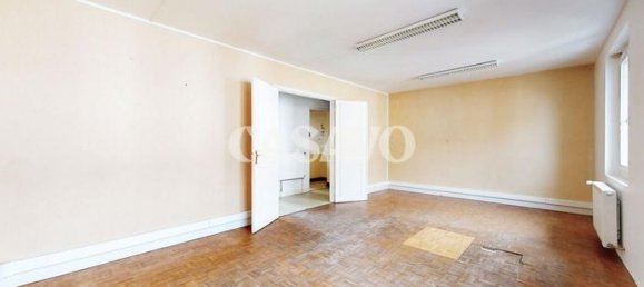 4 bedrooms House in Evreux, France No. 306349 5