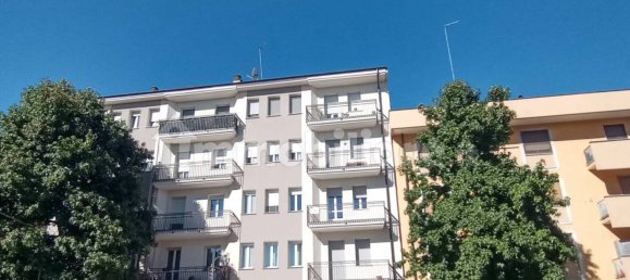 2 bedrooms Apartment in Carmagnola, Italy No. 318430 2