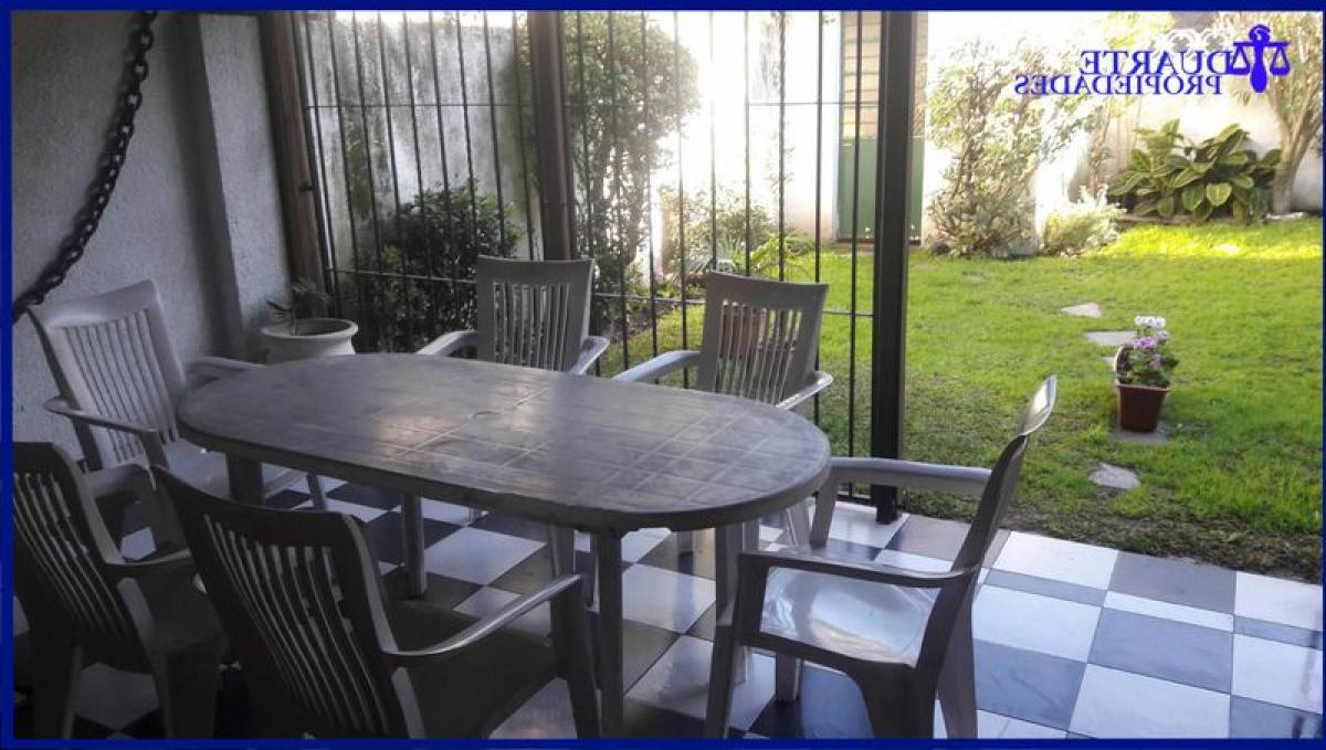 3 bedrooms House in Tres de Febrero, Argentina No. 87086