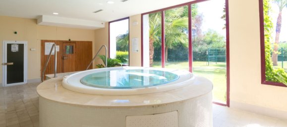 3 bedrooms Villa in Benahavis, Spain No. 253058 32