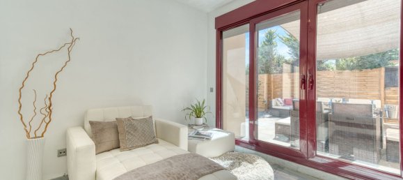 3 bedrooms Villa in Benahavis, Spain No. 253058 20