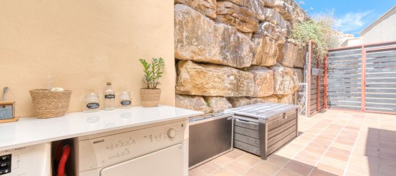 3 bedrooms Villa in Benahavis, Spain No. 253058 31