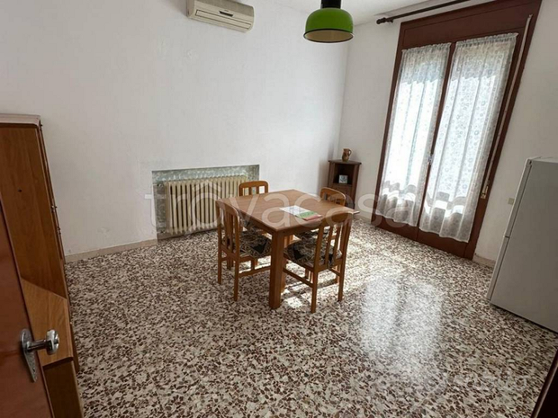 5غرفة شقة في Conselice, Italy رقم 251295