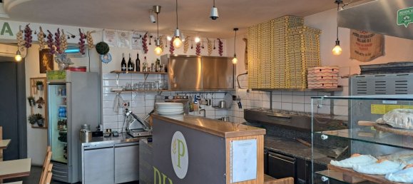 75m² Commercial property in Padua, Italy No. 255801 4