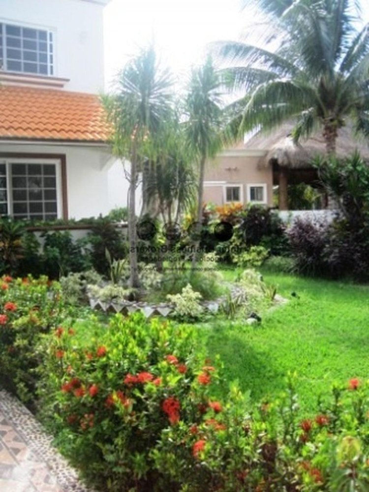 5 bedrooms House in Mexico No. 147345