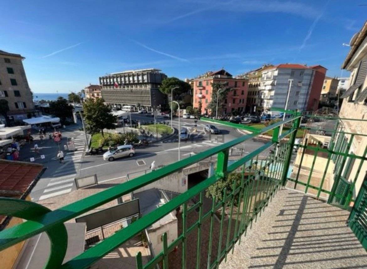 3 Schlafzimmer Wohnung in Varazze, Italy, Nr. 219016