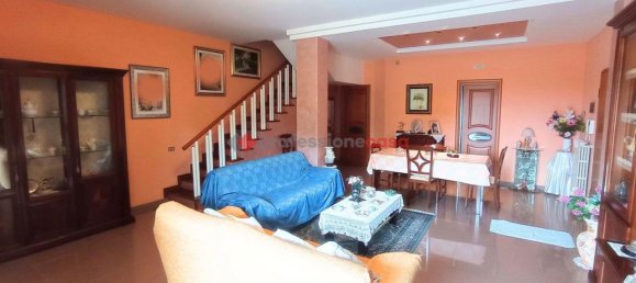 Apartamento de 3 habitaciónes en Foggia, Italy No. 141089 16