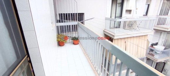 Apartamento de 3 habitaciónes en Foggia, Italy No. 141089 11